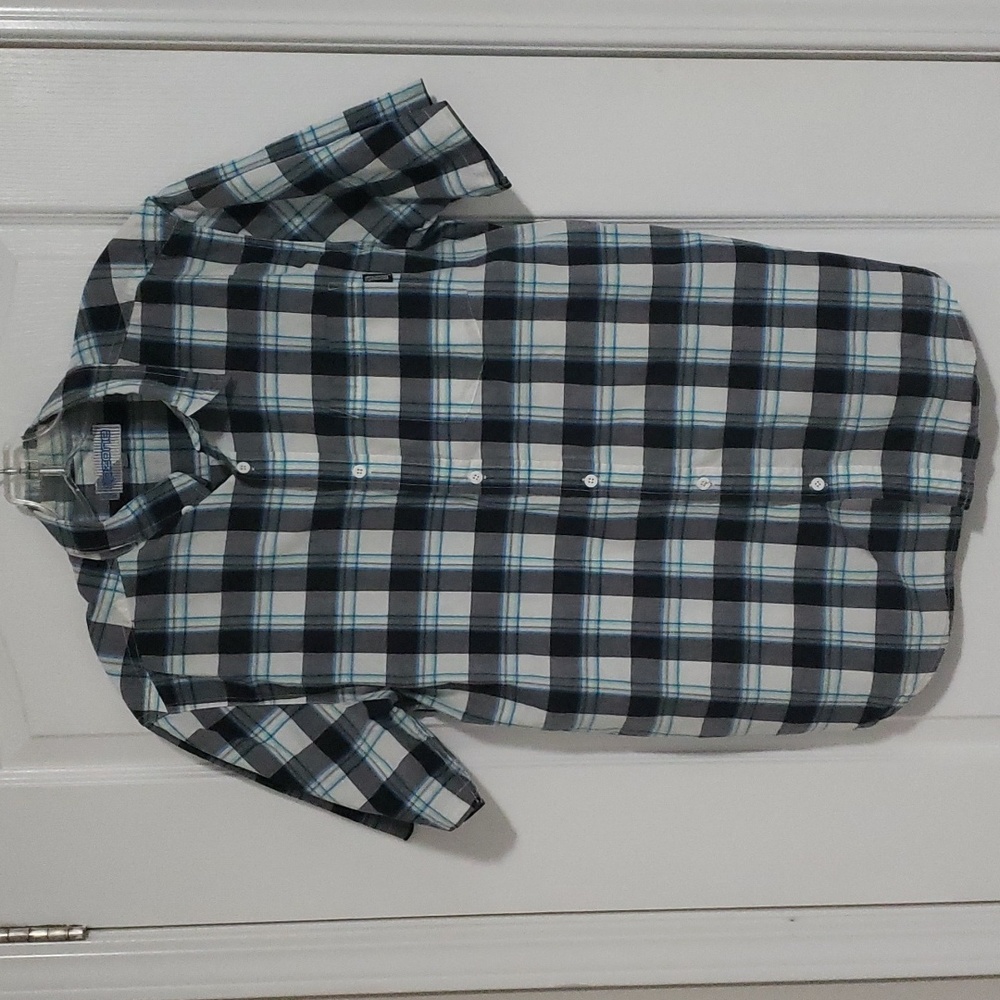 3/$12 Plaid cotton button down short sleeve shirt